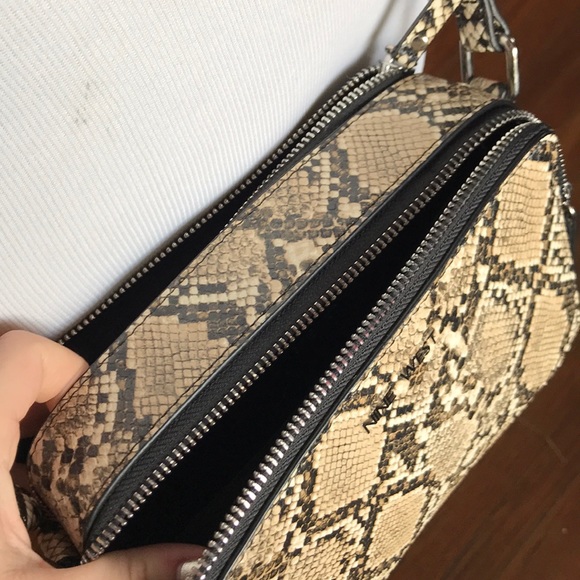 Nine West snakeskin cross body - Picture 4 of 7